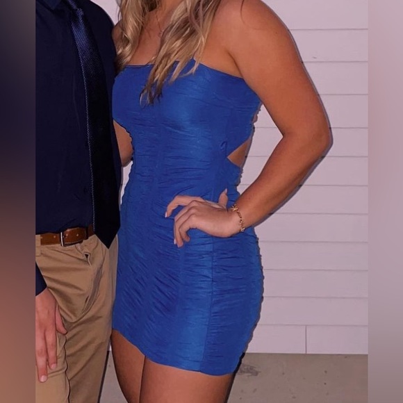 WINDSOR | Blue Ruched Open Back Mini Dress - Picture 1 of 8